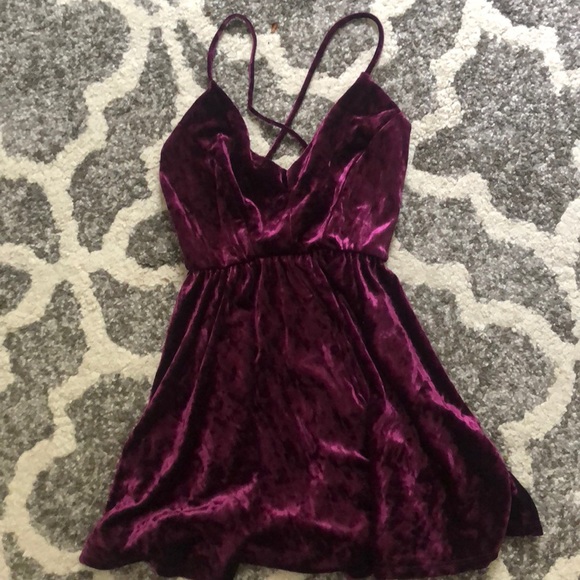 Velvet v neck tank - Picture 1 of 5